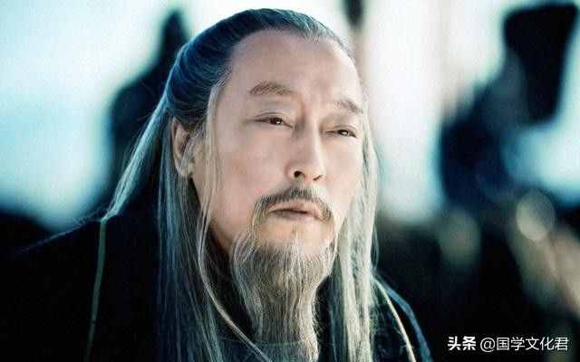 做人要“務(wù)虛”，做事要“務(wù)實(shí)”