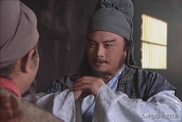 做人要“務(wù)虛”，做事要“務(wù)實(shí)”