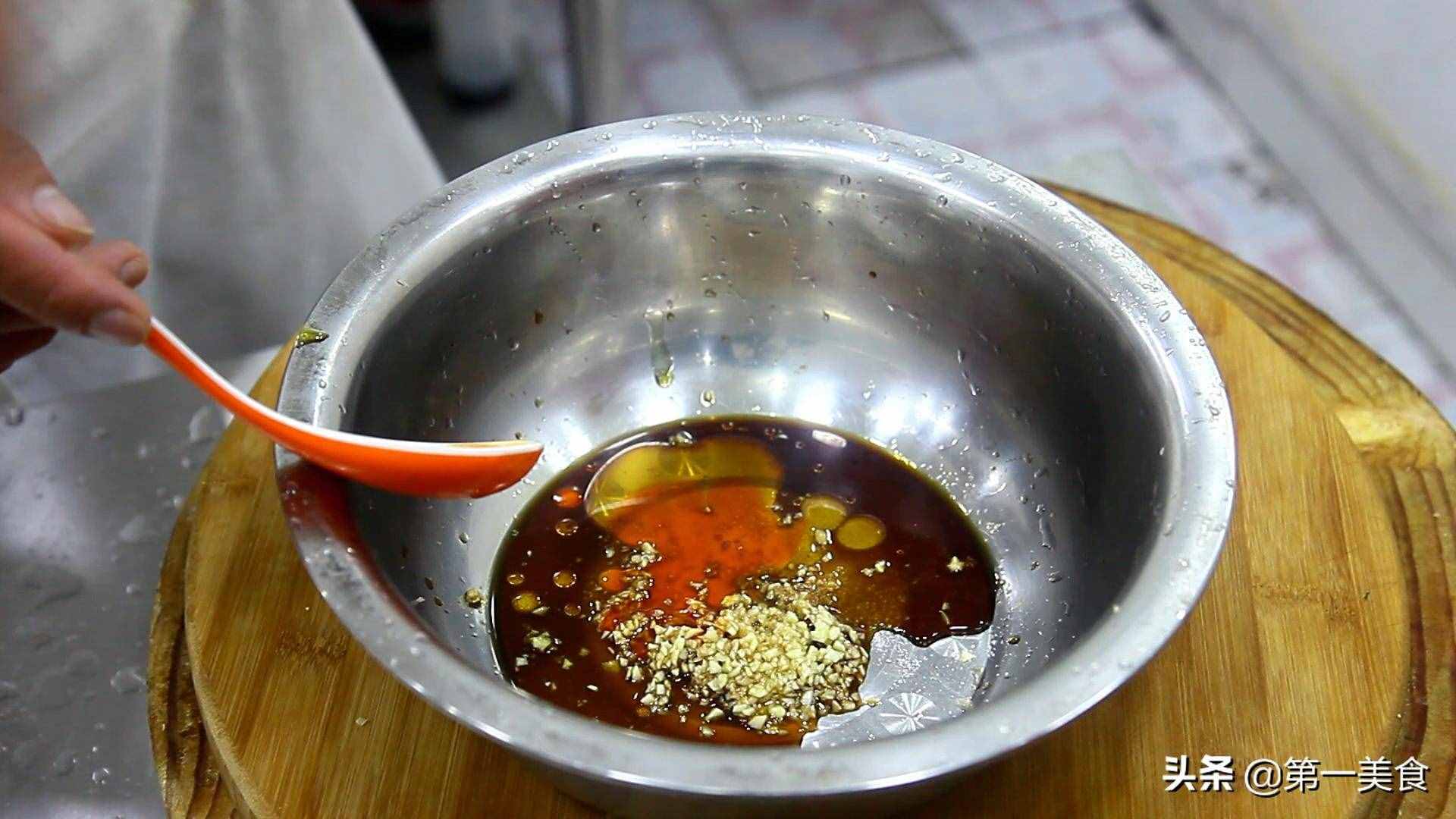 苦菊怎么涼拌才更爽口，廚師長教你快速涼拌的方法，一看就會