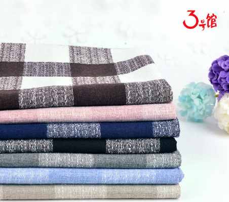 什么是梭織<a href=https://www.alltextile.cn/ target='_blank'>面料</a>？梭織面料有什么優(yōu)缺點(diǎn)？