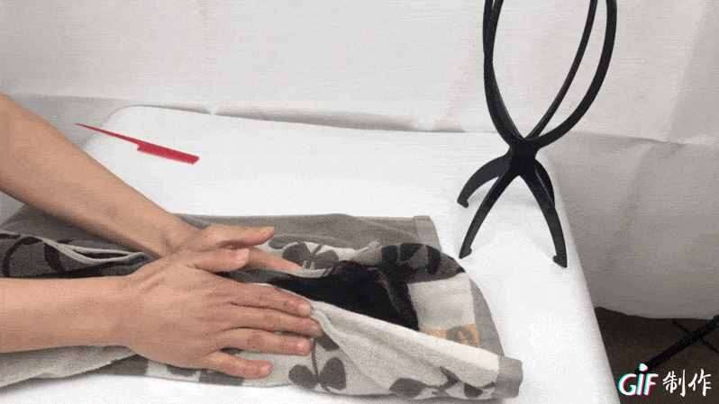 別再粗魯?shù)那逑醇侔l(fā)了，正確的假發(fā)清洗方法是這樣的