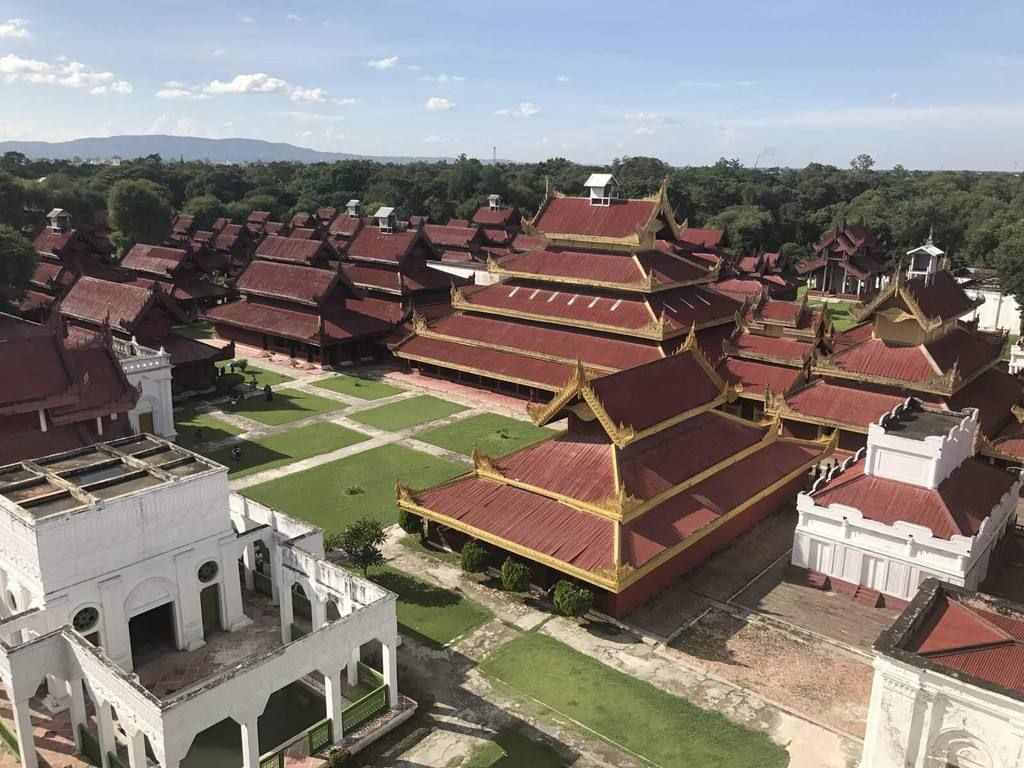 全球最大的宮殿，總面積達到了400萬平方米，是中國故宮的5倍