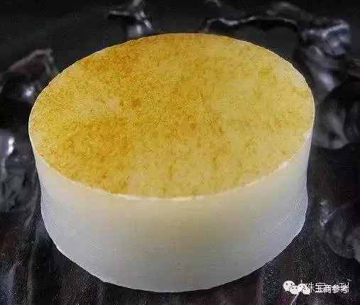 和田玉知識(shí)大揭秘——看圖辨認(rèn)真假和田玉