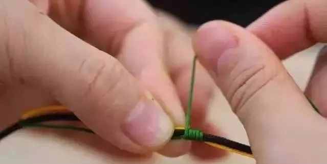 三種快速的編繩打結(jié)方法，文玩手串編繩不再煩惱......