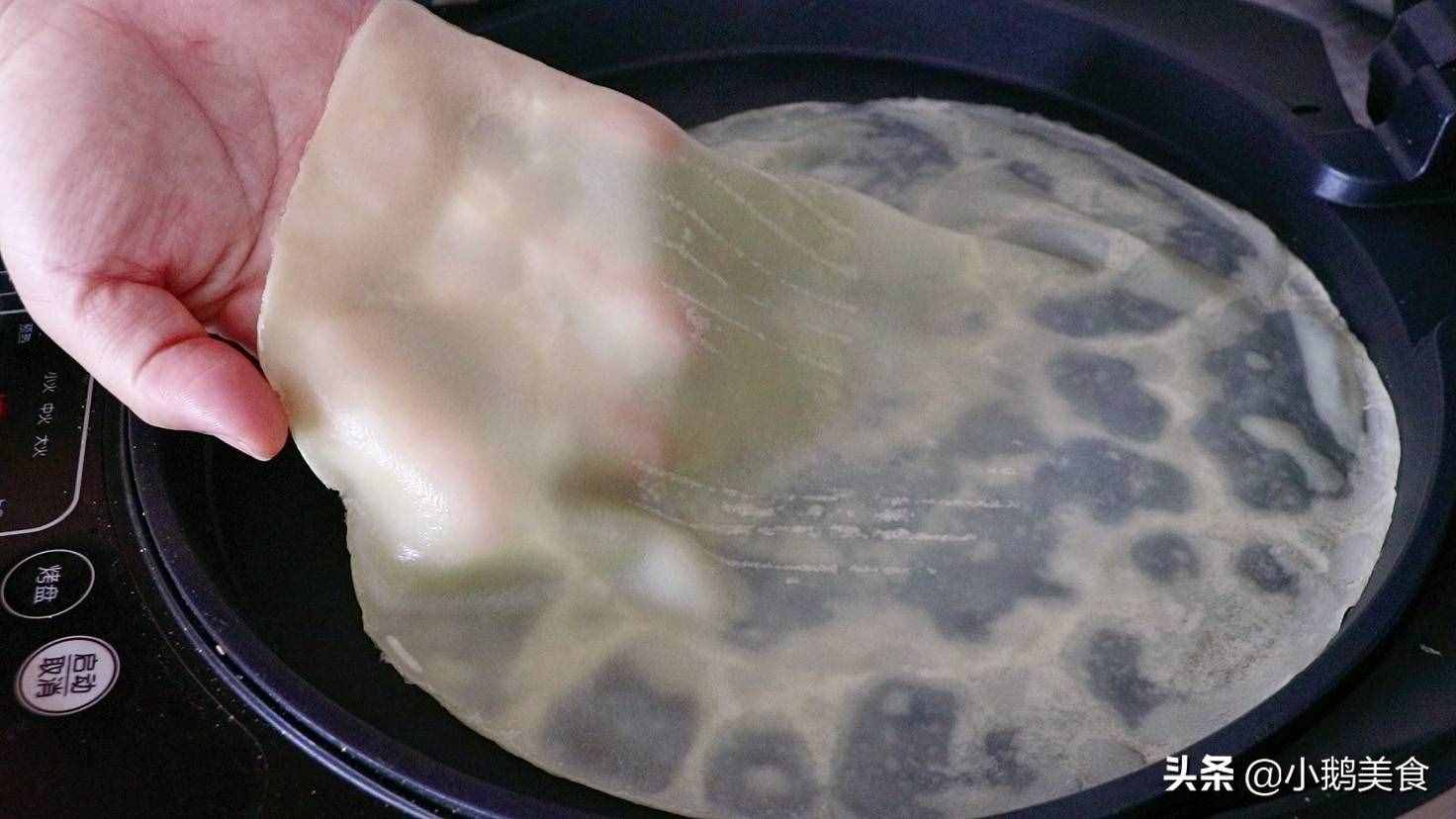 夏天必會(huì)的懶人涼皮，不洗面不用蒸，筋道爽滑，簡(jiǎn)單快速一次成功