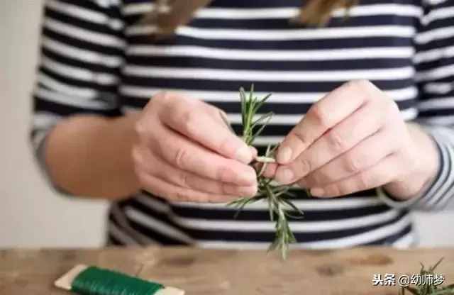 太美了！創(chuàng)意圣誕元旦賀卡制作教程，拿走不謝