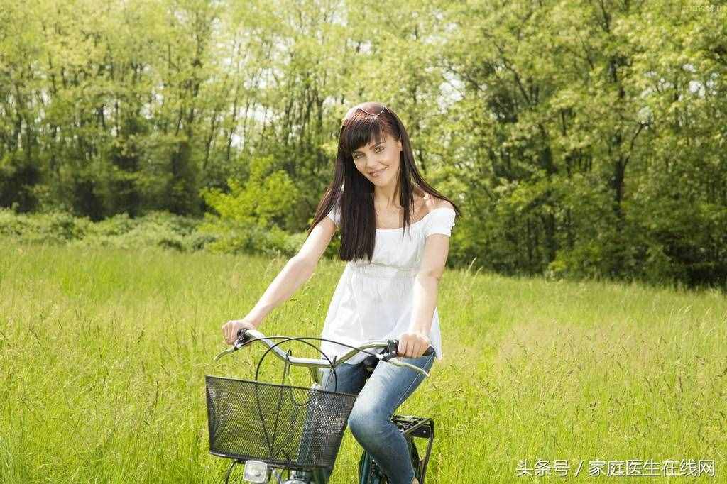 女人哪個(gè)年齡絕經(jīng)好？想青春常駐，4招推遲絕經(jīng)