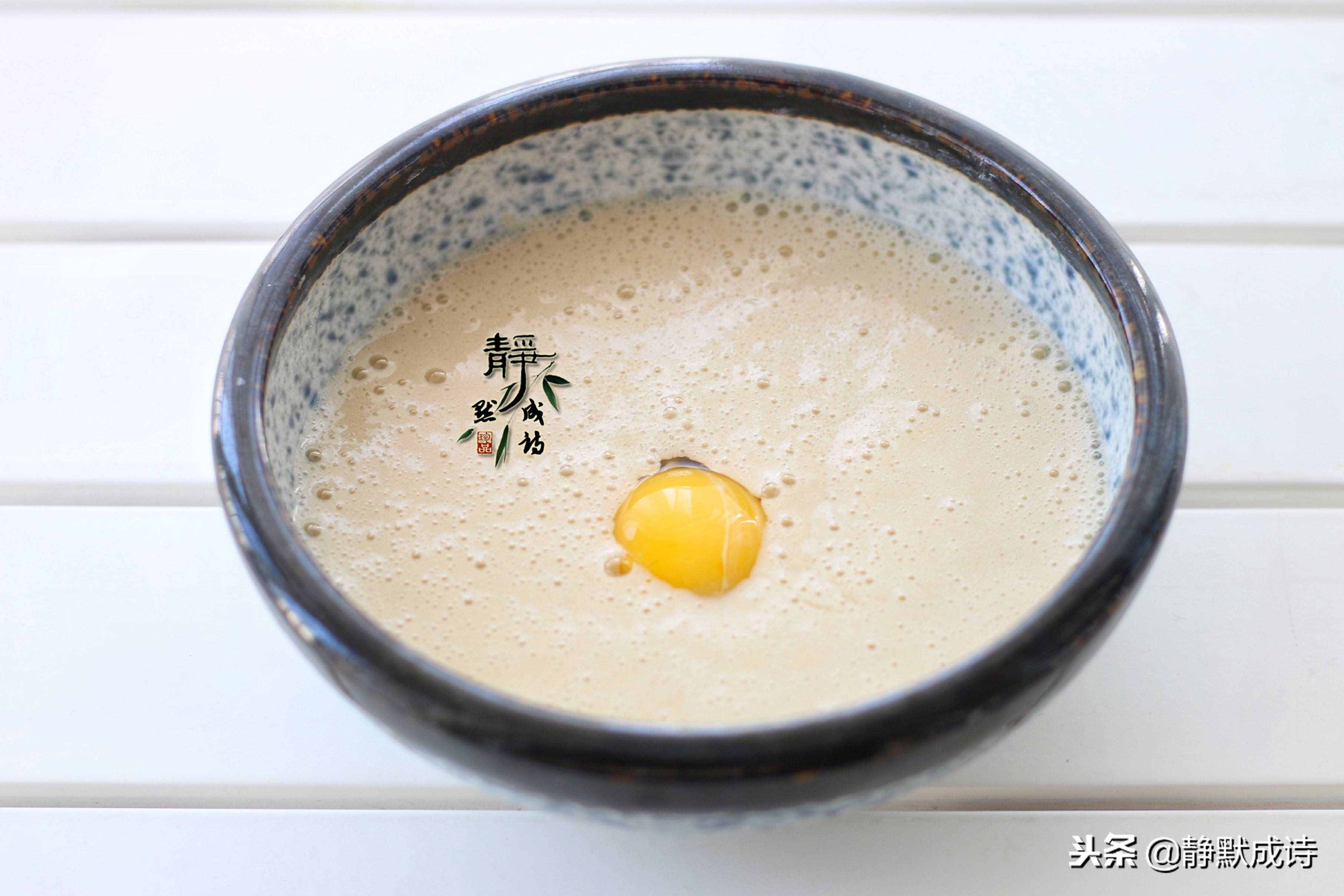 教你做無油無糖無泡打粉的香蕉松餅，營養(yǎng)香甜無添加，孩子都喜歡