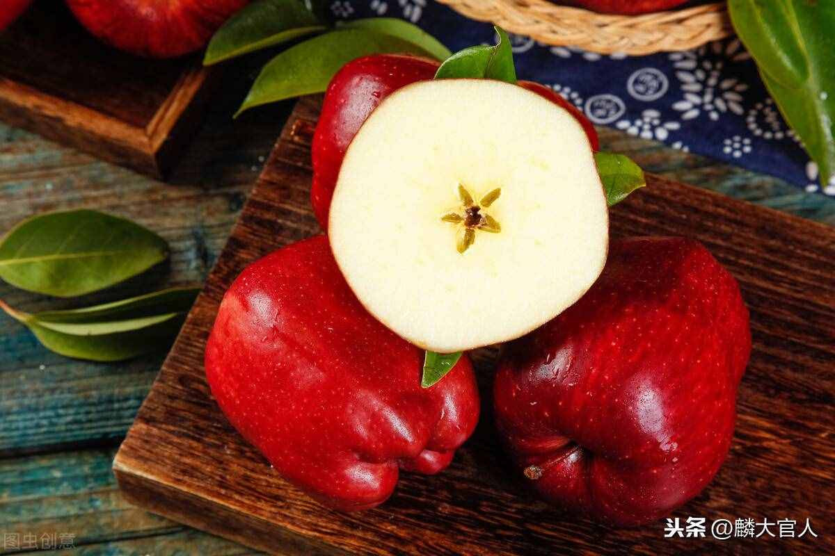 “蛇果”和“蘋果”有啥區(qū)別？營養(yǎng)不止差一點，學會可別再亂買了
