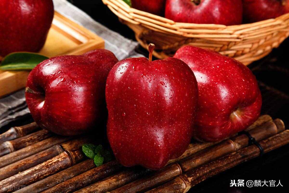 “蛇果”和“蘋果”有啥區(qū)別？營養(yǎng)不止差一點，學會可別再亂買了