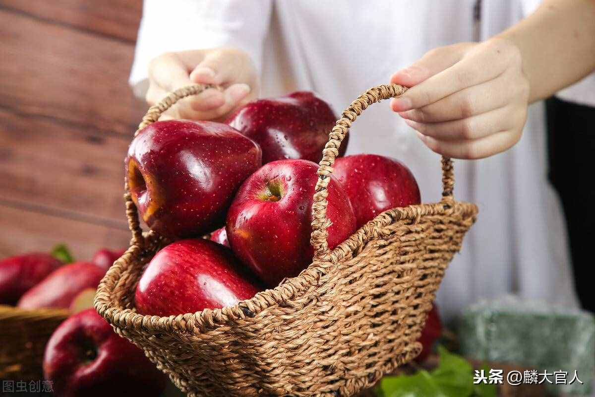 “蛇果”和“蘋果”有啥區(qū)別？營養(yǎng)不止差一點，學會可別再亂買了