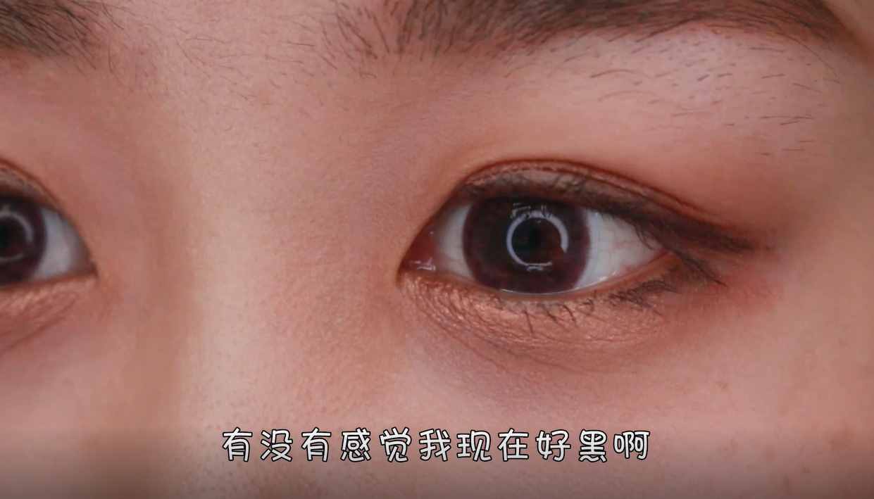 網(wǎng)紅粉底液fit me12小時(shí)帶妝實(shí)測，持妝度雖好這點(diǎn)卻很差？