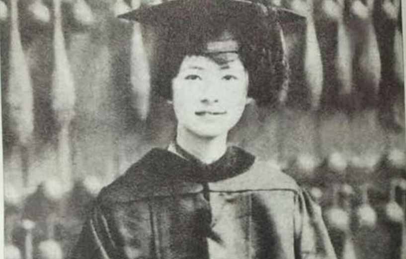 林徽因有多有才？徐志摩給她寫首《情死》，她回首清新的《笑》