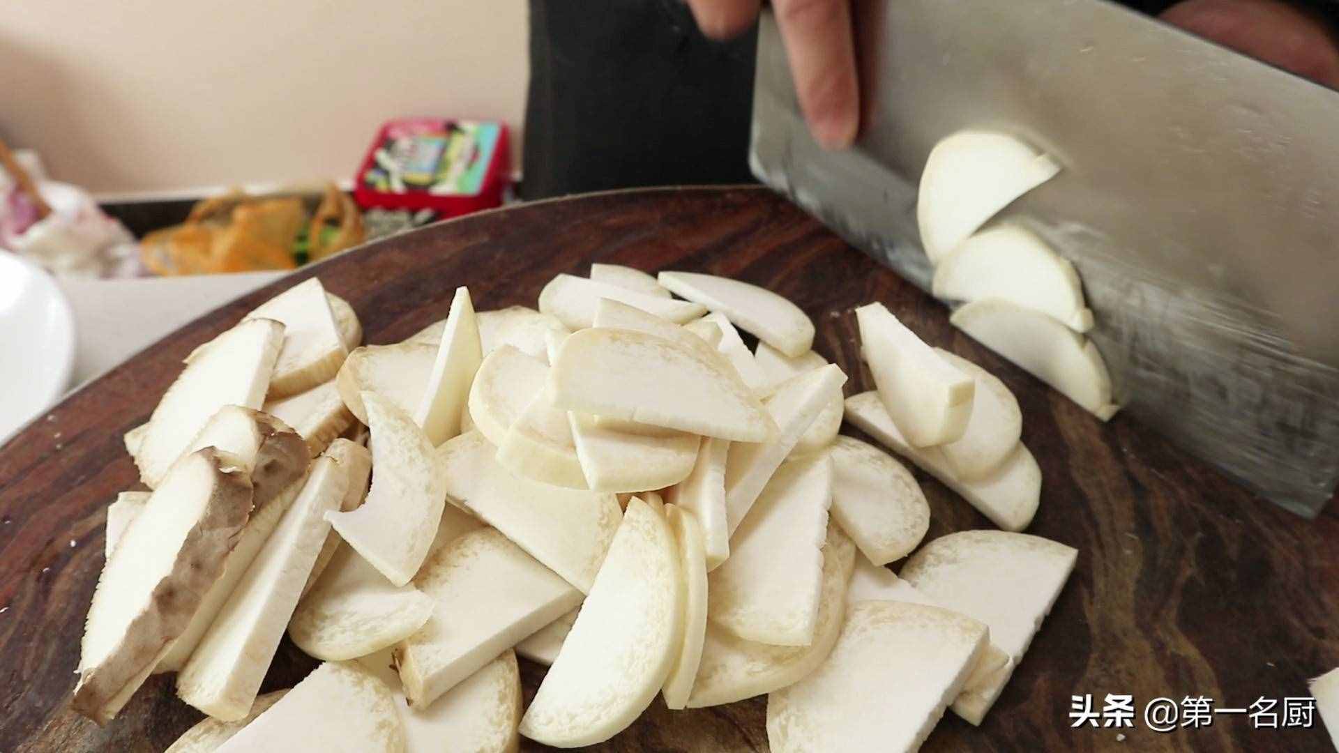 杏鮑菇這樣做太香了，軟嫩入味不油膩，上桌大家搶著吃，先收藏了