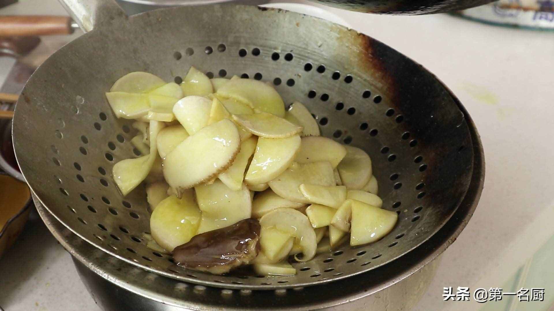 杏鮑菇這樣做太香了，軟嫩入味不油膩，上桌大家搶著吃，先收藏了