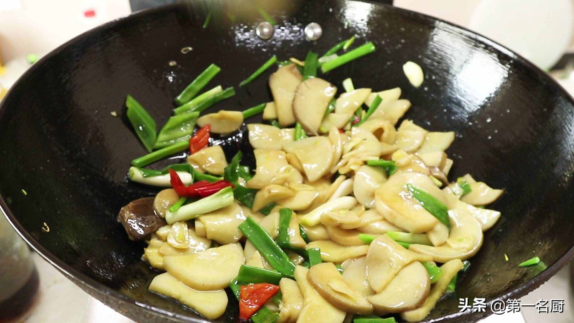 杏鮑菇這樣做太香了，軟嫩入味不油膩，上桌大家搶著吃，先收藏了