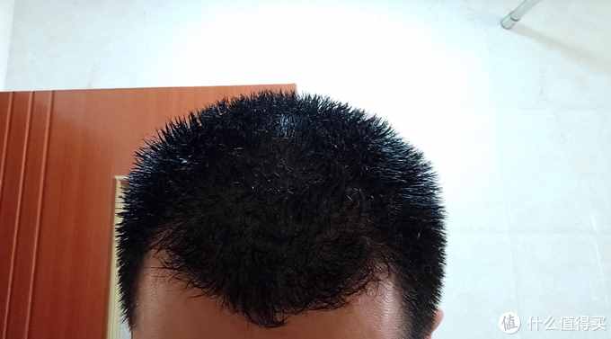 【輕眾測】數(shù)碼博主的美妝評測：塞巴斯汀剛勁啫喱輕體驗