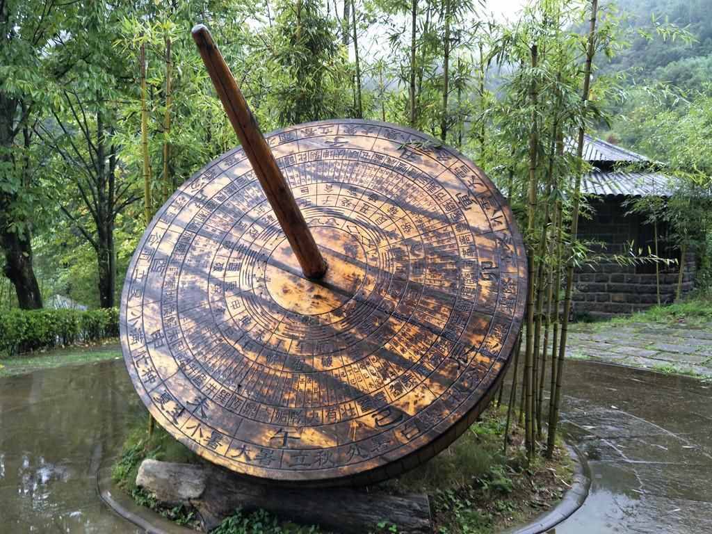 為何有公元前與公元后之分？公元元年，是中國的哪個朝代？