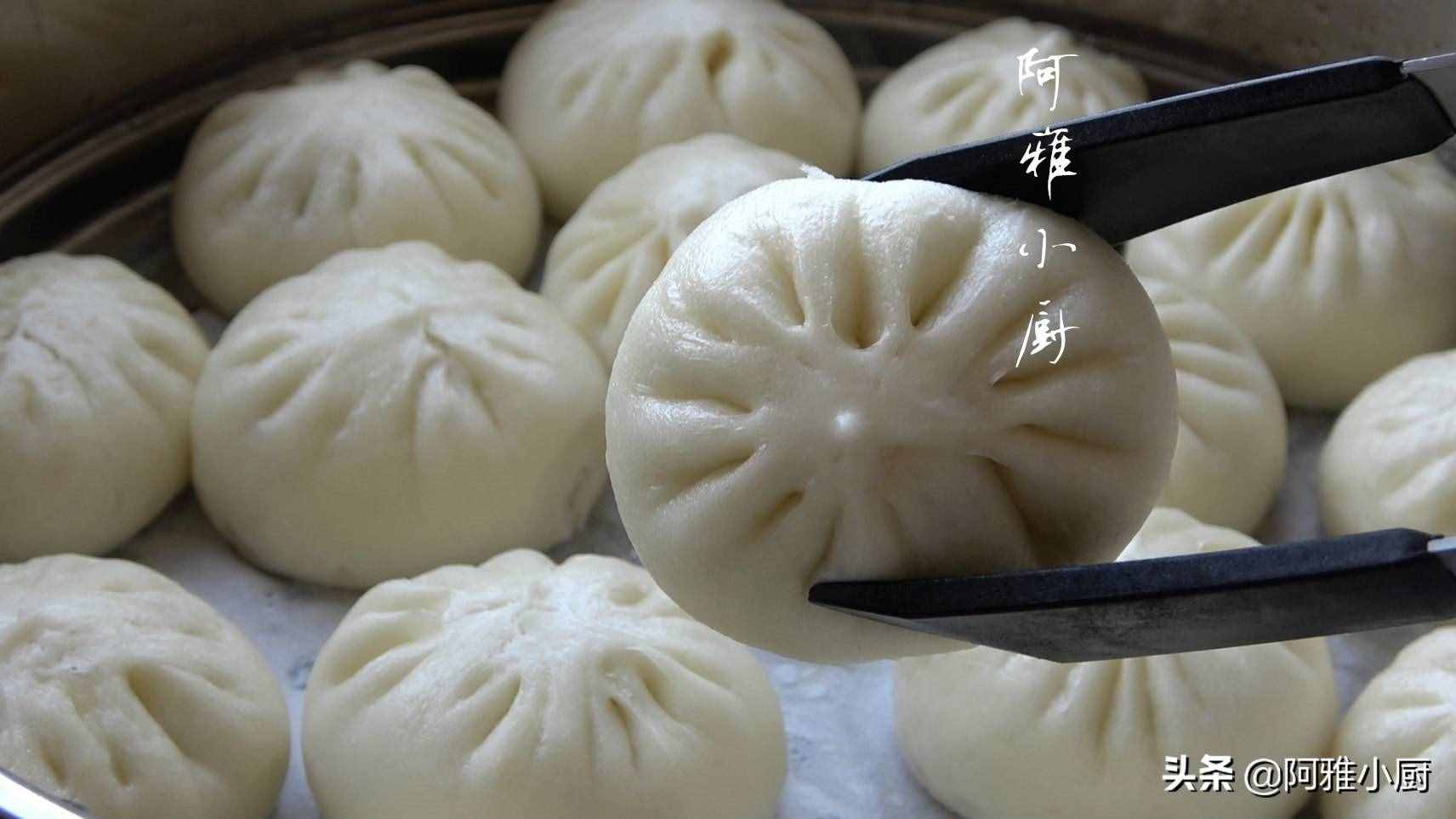 包子的家常做法，方法簡單實(shí)用，雪白飽滿不塌陷，步驟詳細(xì)講解