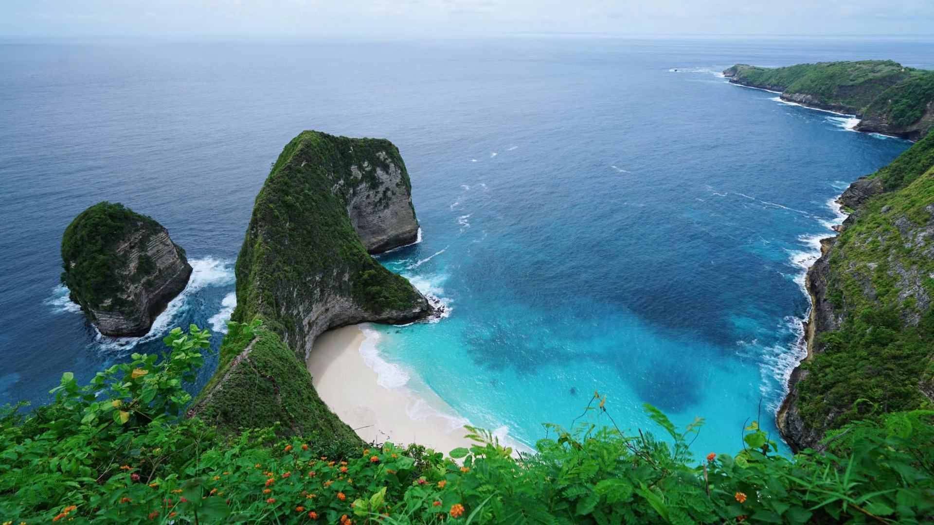 千島之國(guó)印度尼西亞：其實(shí)這里有上萬(wàn)個(gè)小島，美景天堂數(shù)不勝數(shù)