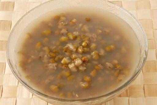 孕媽孕期飲食需重視，懷孕后可以喝綠豆湯嗎？答案終于浮出水面