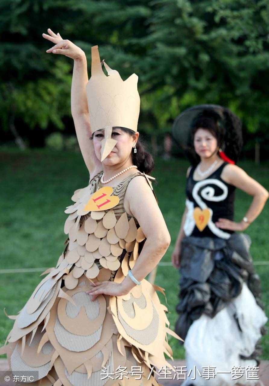 盤(pán)點(diǎn)各類(lèi)“環(huán)保達(dá)人”用廢棄材料制作服裝 造型新穎有創(chuàng)意
