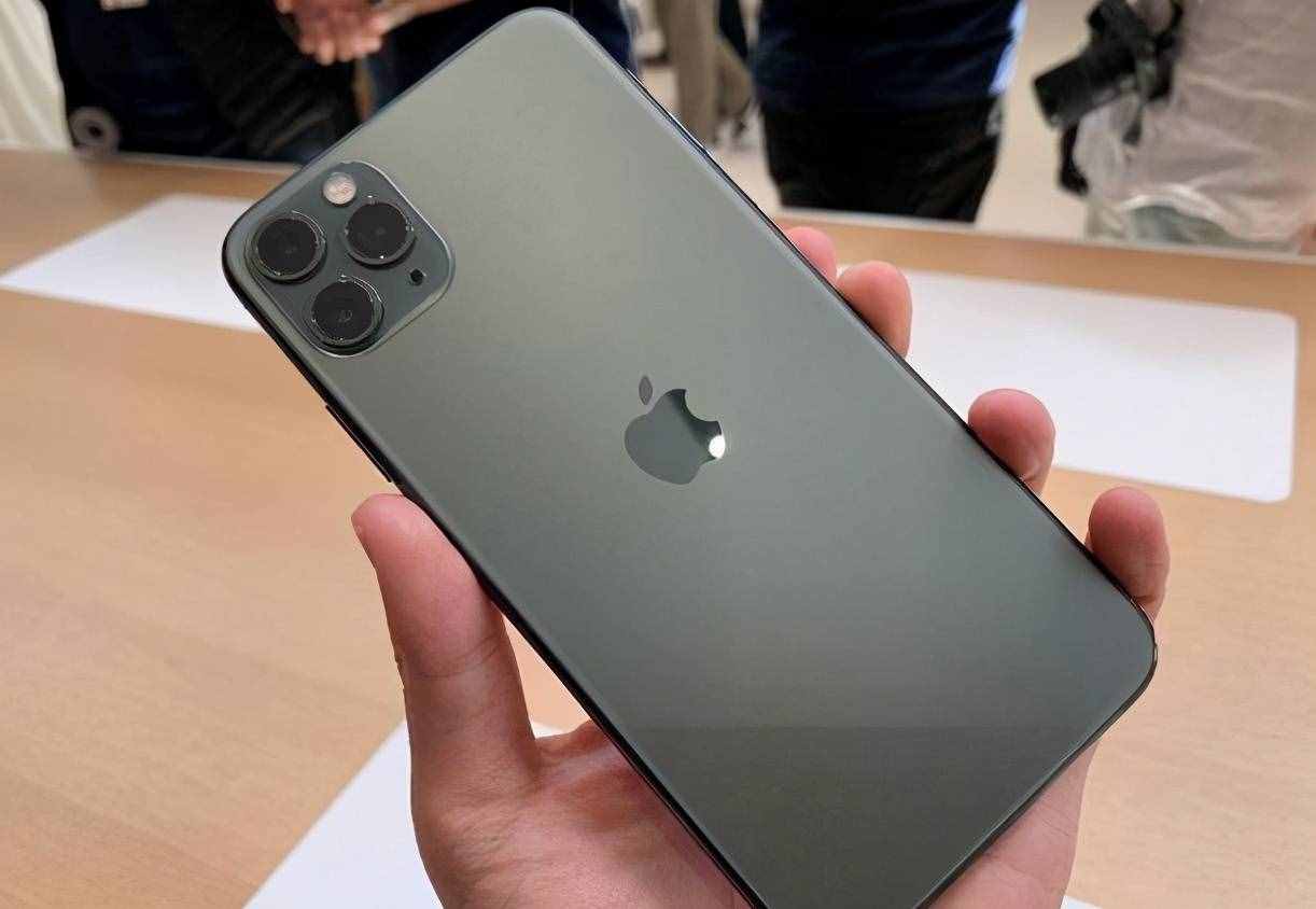 網(wǎng)友買的iPhone是BS機(jī)，一篇文章帶你了解BS機(jī)