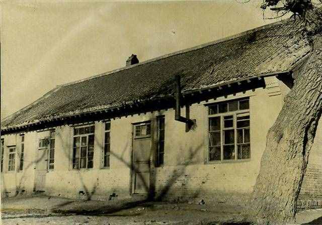蕭紅：19歲與表哥私奔，父叔險(xiǎn)將她勒死，4段失敗戀情，半生苦難