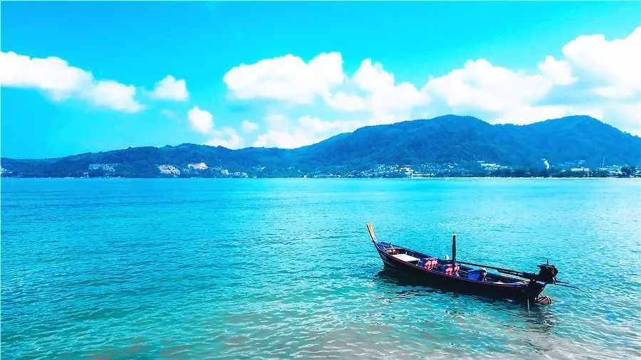 海納百川，有容乃大