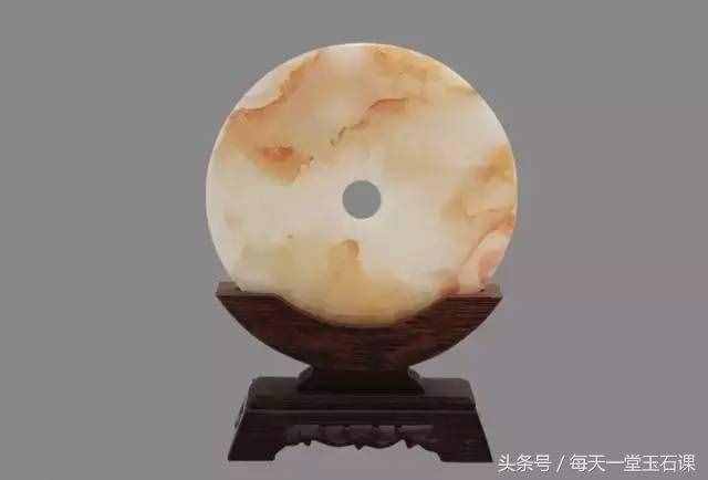 不知如何評判玉的優(yōu)劣？老祖宗的這6大標(biāo)準(zhǔn)可用了幾百年！