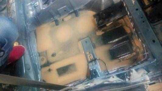 愛(ài)車泡了水怎么辦？別慌！趕緊這樣做，車子還能開(kāi)損失降最低