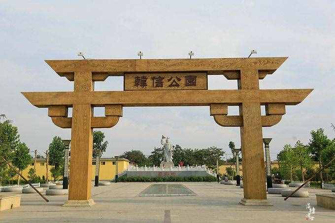 河北元氏有一條漢街，集中展現(xiàn)了漢代文化，仿佛夢回大漢王朝