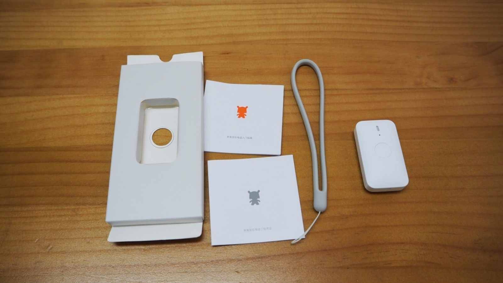 小米米兔定位電話上手體驗(yàn)：麻雀雖小五臟俱全，更像是定位器