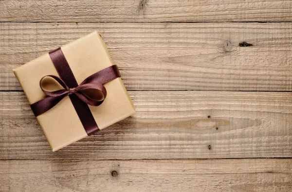 干貨帖！都是禮物，gift和present有什么區(qū)別？
