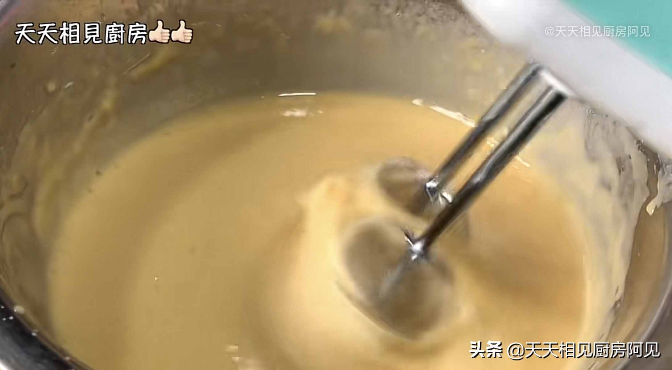 家里有電飯煲和雞蛋就能做蛋糕，第一次做就能成功，蓬松暄軟