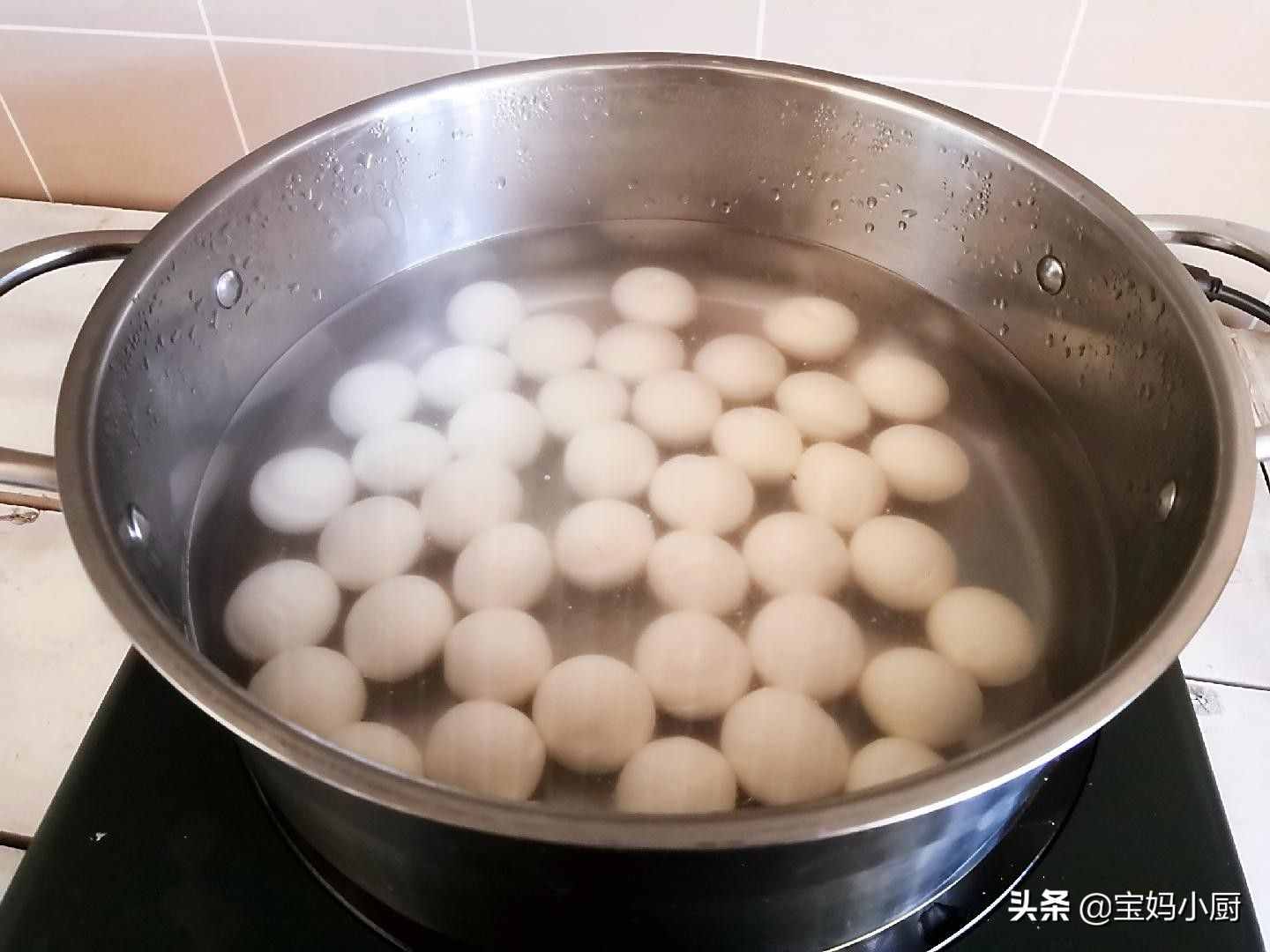煮湯圓，三個技巧掌握好，保證圓鼓鼓好吃不破皮