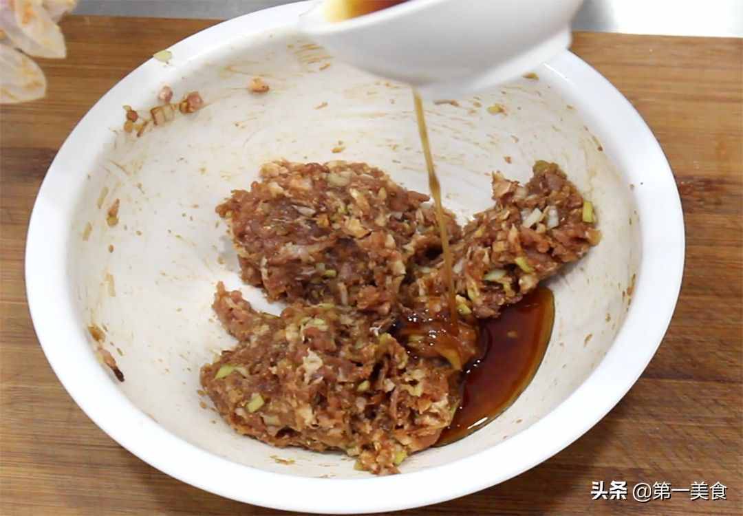 家庭版上海生煎包，廚師長教你如何制作，外焦里嫩，一鍋不夠吃
