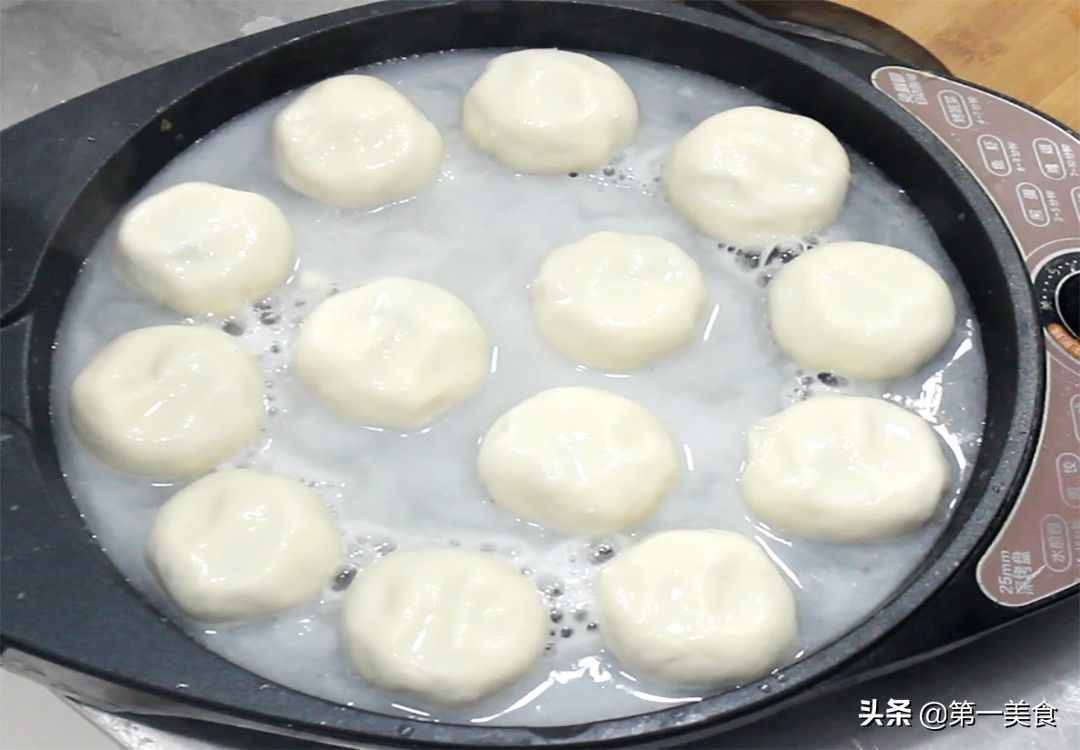 家庭版上海生煎包，廚師長教你如何制作，外焦里嫩，一鍋不夠吃