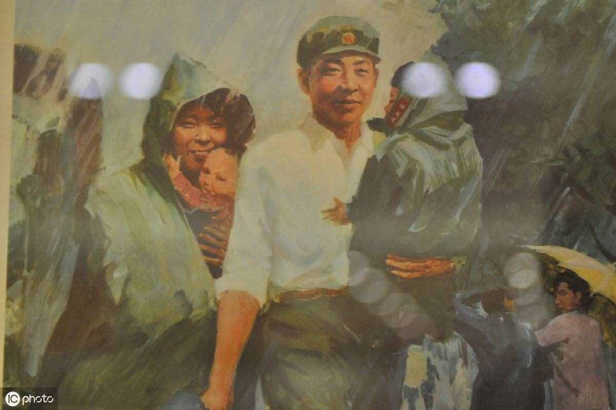 適合高中生閱讀的精短美文《弘揚(yáng)雷鋒精神，建設(shè)心靈園》等2篇