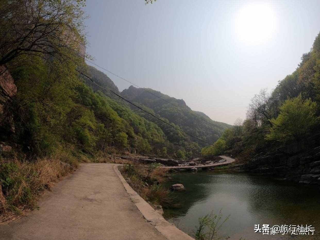 新鄉(xiāng)八里溝景區(qū)兩日游攻略，人少景美不走回頭路，徒步達(dá)人的最愛