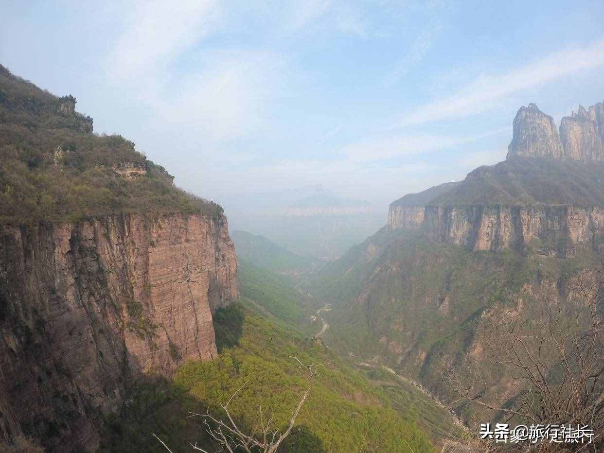 新鄉(xiāng)八里溝景區(qū)兩日游攻略，人少景美不走回頭路，徒步達(dá)人的最愛