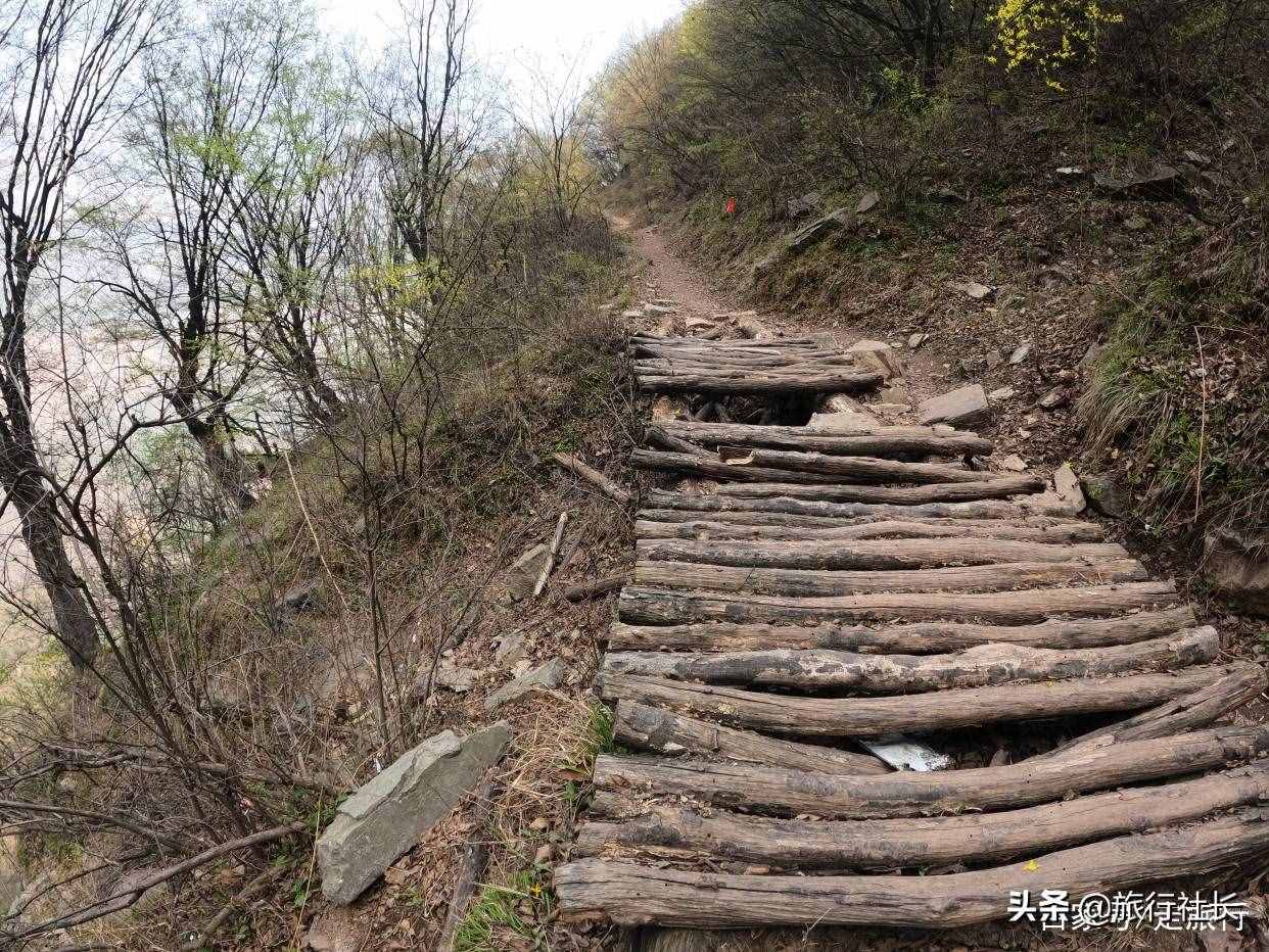 新鄉(xiāng)八里溝景區(qū)兩日游攻略，人少景美不走回頭路，徒步達(dá)人的最愛