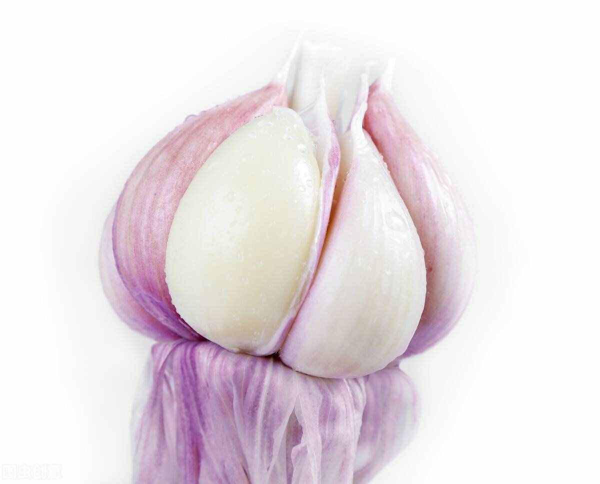 腌制糖蒜咸菜時(shí)，大蒜和糖醋的比例是多少？10斤大蒜為例說(shuō)下方法