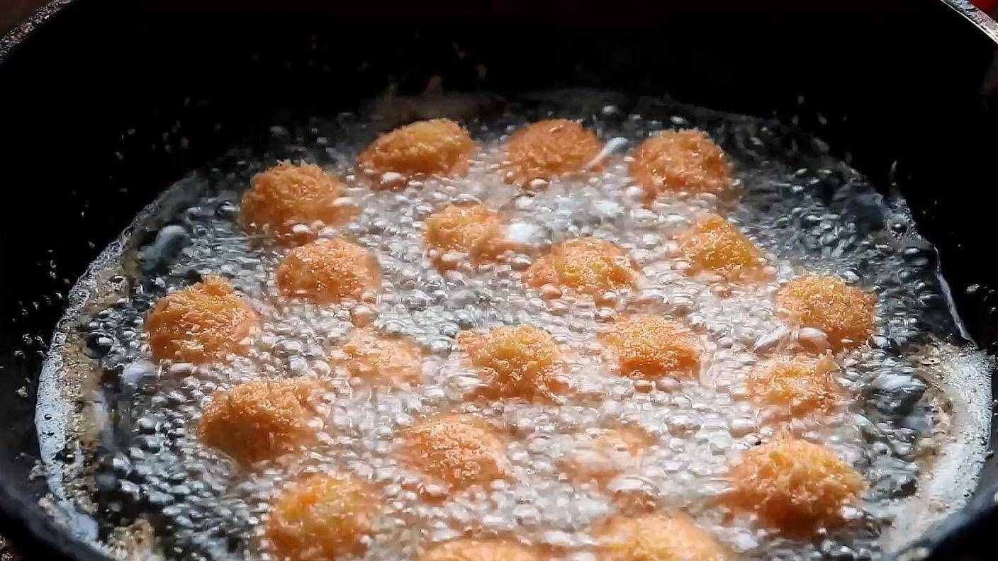 湯圓里加雞蛋，沒想到這么好吃，美味又新奇，全家都愛吃