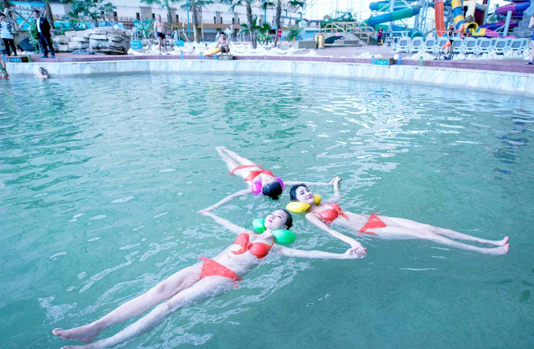 室內(nèi)漂浮、黑泥美容 來(lái)死海才是過(guò)夏天