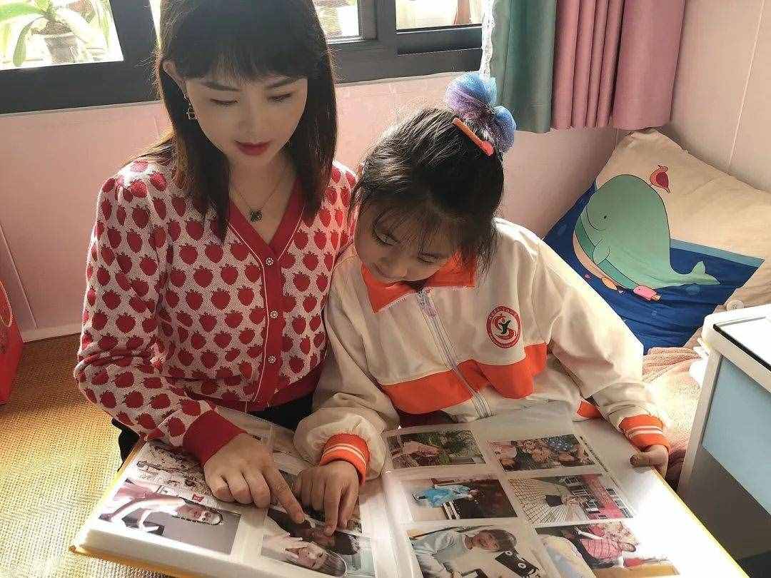 和樂(lè)教育：在記錄中成長(zhǎng)，在成長(zhǎng)中記錄——江南分校成長(zhǎng)記錄袋分享展示活動(dòng)