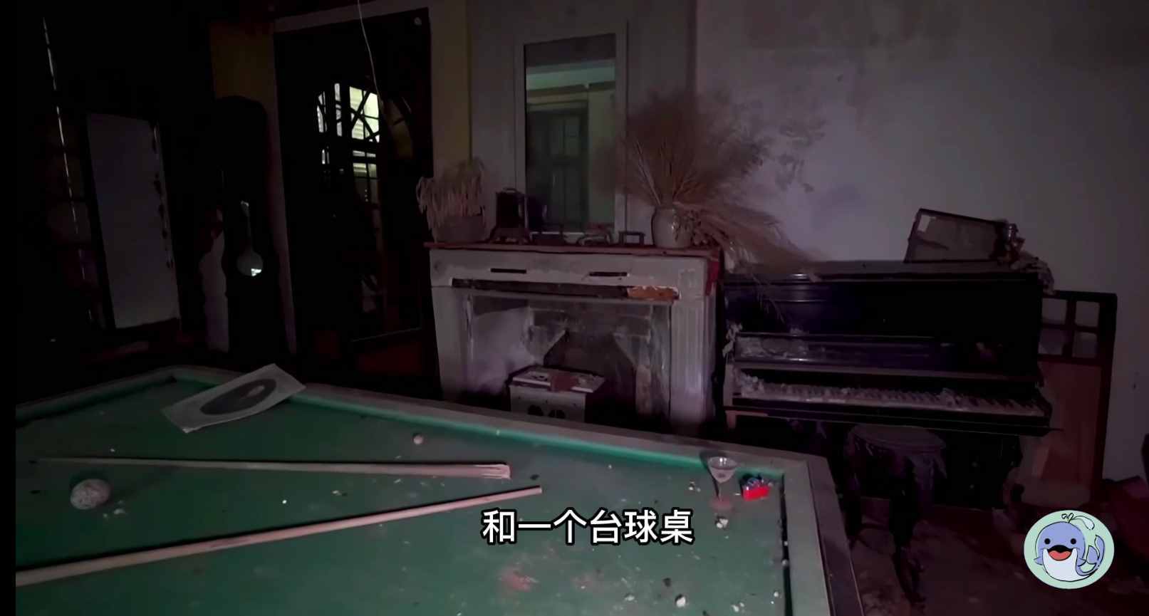 美國(guó)森林廢棄38年的城堡，一位中國(guó)女性來到這里，孤獨(dú)的生活