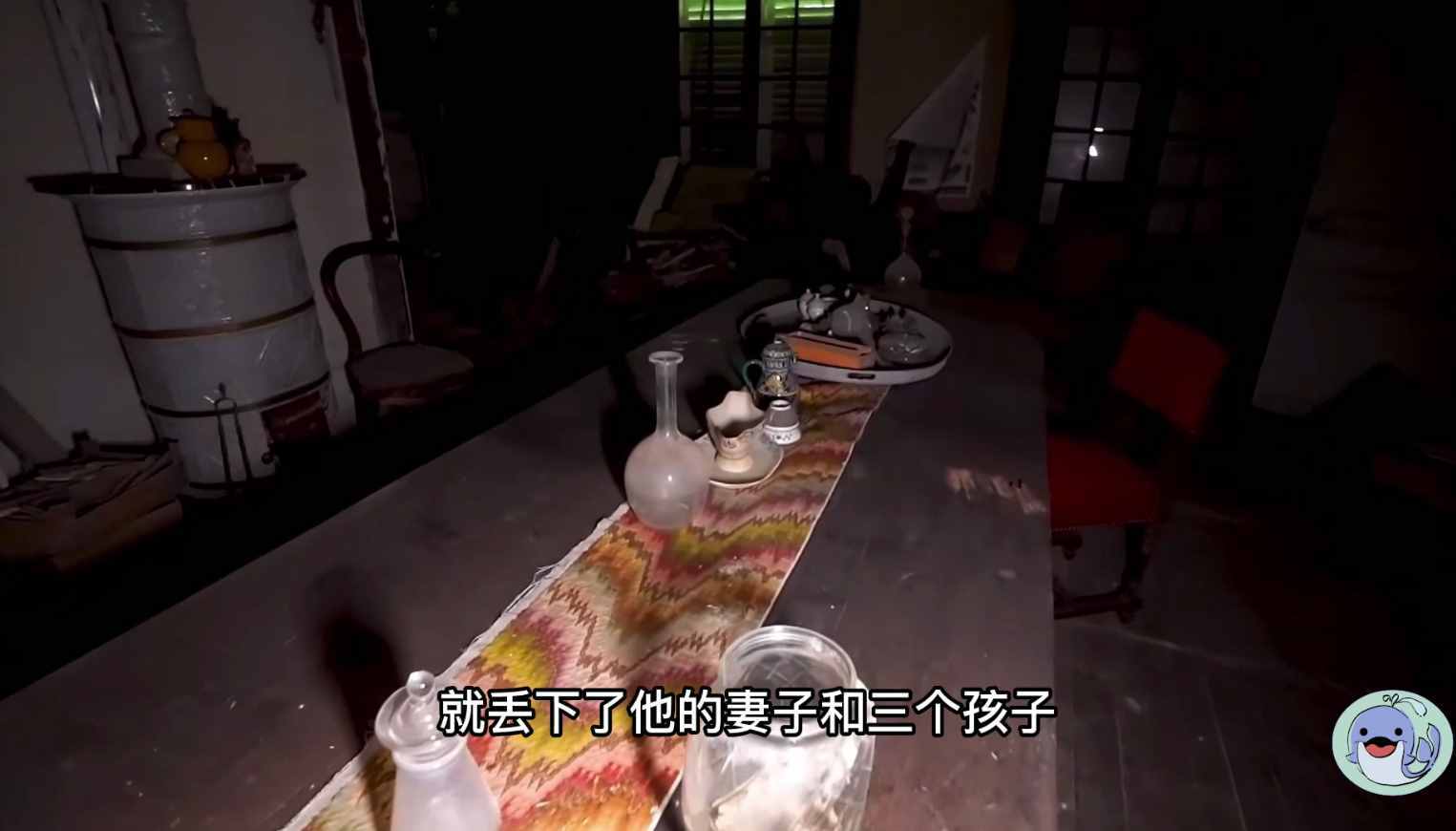 美國(guó)森林廢棄38年的城堡，一位中國(guó)女性來到這里，孤獨(dú)的生活