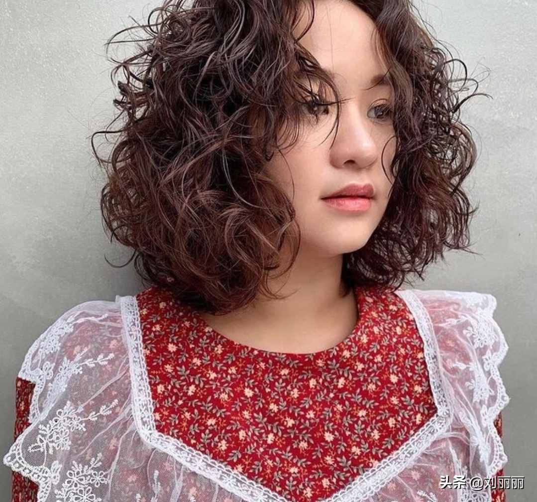 頭發(fā)細(xì)軟少發(fā)型怎么辦？選這15款就對了，讓你又美又洋氣