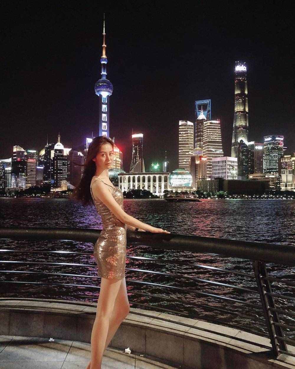 溫馨時刻 孫悅愛妻陳露曬陪女兒慶生照